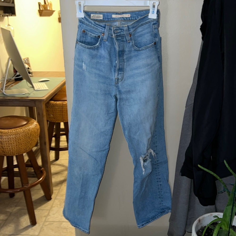 Levi jeans